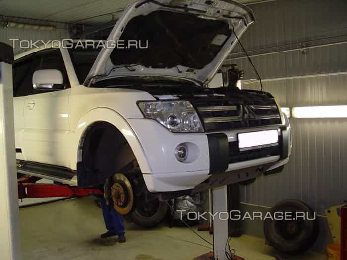 Шиномонтаж Mitsubishi Pajero (Паджеро). Фото 1 Шиномонтаж Mitsubishi Pajero (Паджеро). Фото 1