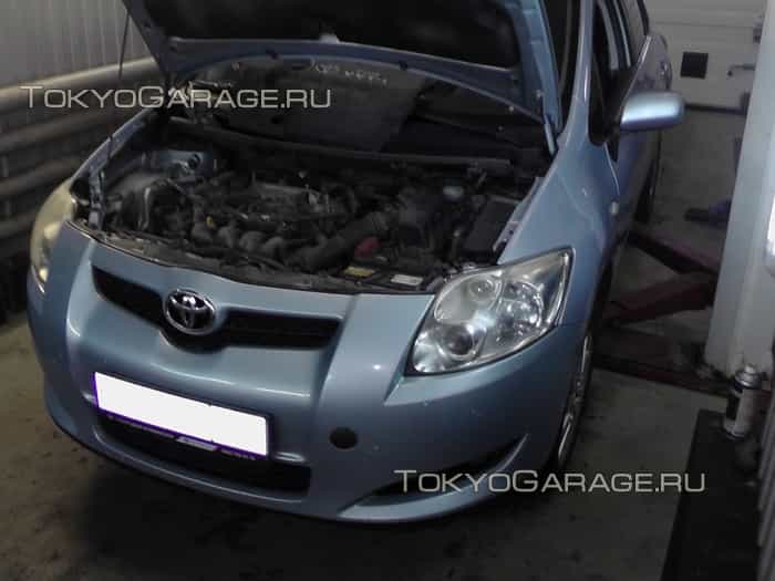 Замена масла в двигателе Toyota Auris (Аурис). Фото 6