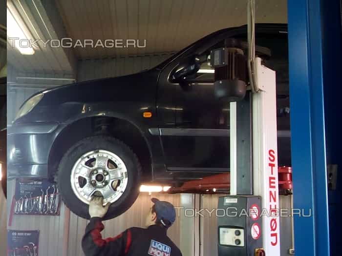 Шиномонтаж Toyota Raum (Раум). Фото 3