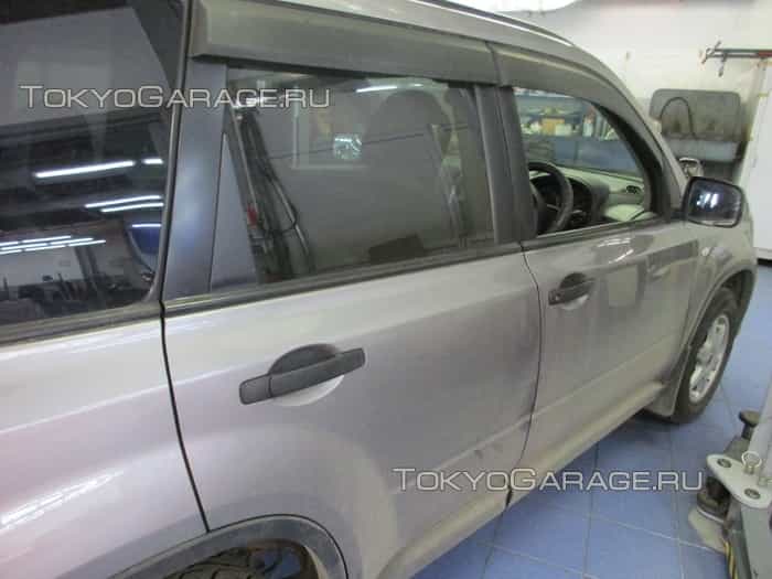 Установка дефлекторов на окна автомобиля. Фото 2