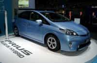 Toyota придала товарный вид и умерила аппетит гибриду Prius C